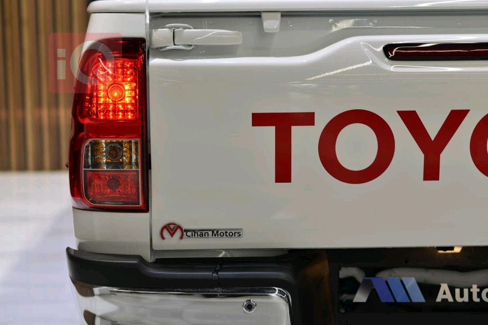 تويوتا هايلوكس